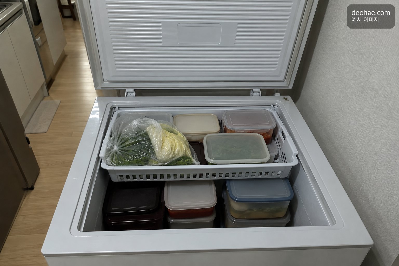 정리 전 — 김치냉장고